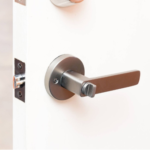 Ikonic San Fran Gunmetal Entrance Lever Set 22266 - Image 2