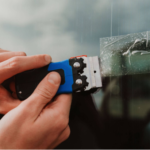 Kincrome Safety Folding Scraper K6261 | 32mm Blade - Image 5